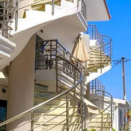 Hotel Cocoon 3*